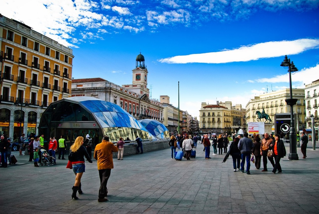 Things to do in Madrid | Best Cities | No. 8: Madrid | Puerta del Sol (Sun's Gate, square) 