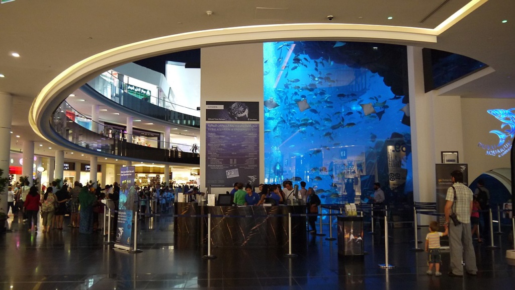Mejores acuarios del mundo 2017 |  Vista exterior del acuario Dubai Mall |  Wordcitiesranking.com